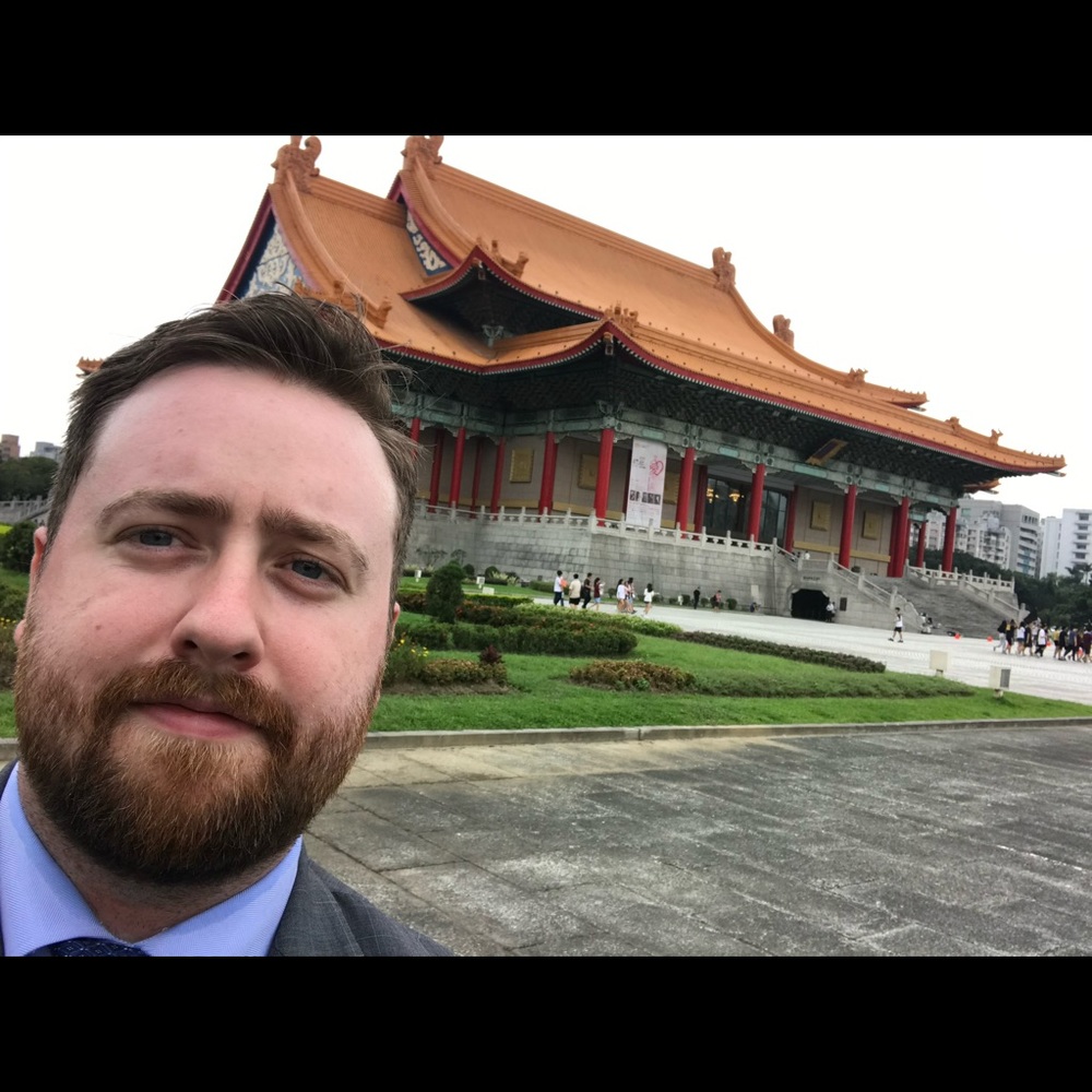 Meet your Posher, Clay